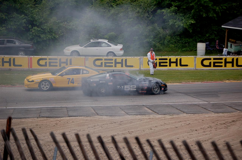 Illustration for article titled Racing Corvette Catches Fire In Dramatic Fashion